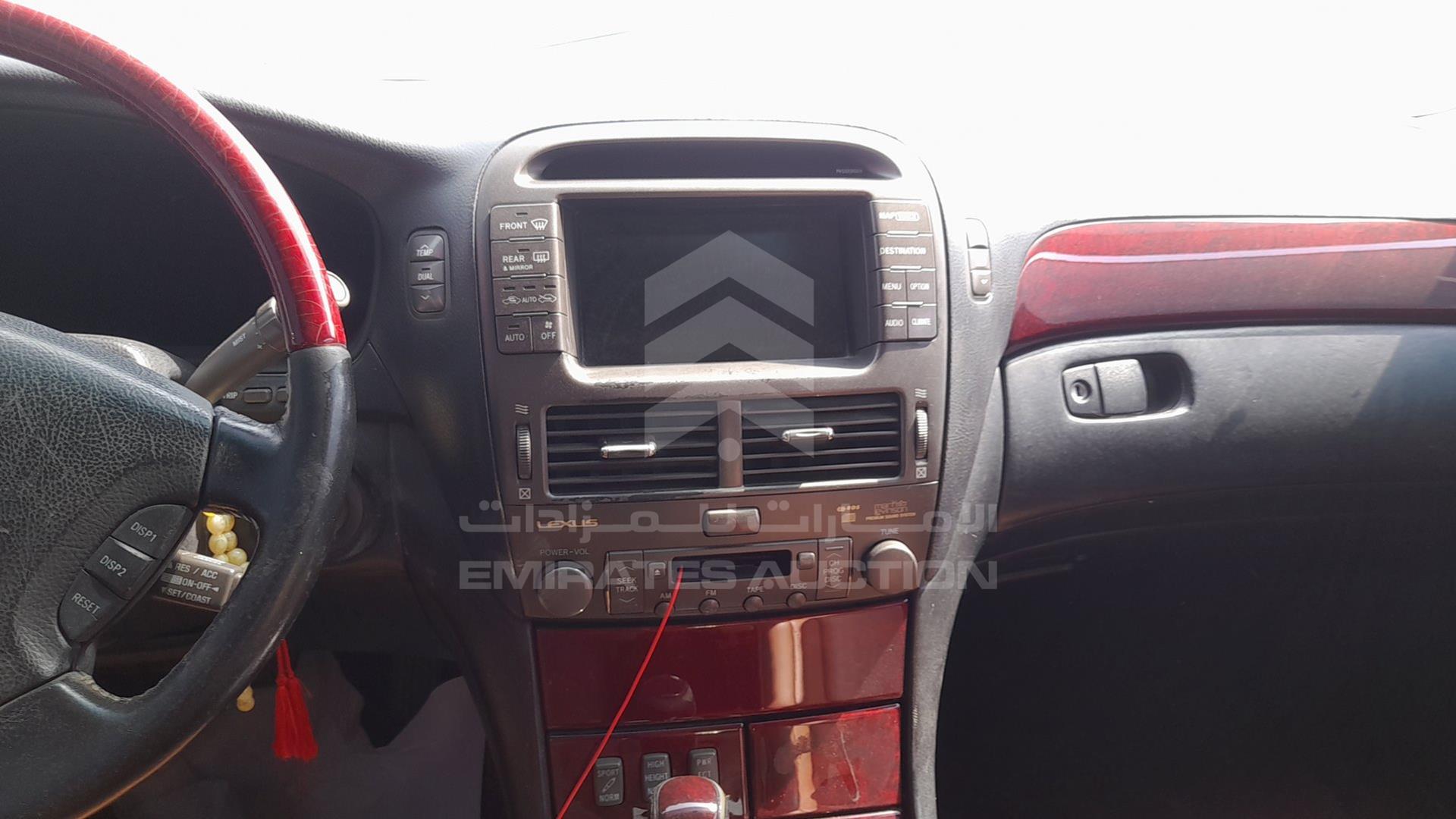 2001 LEXUS LS 430 VIN: JTHBN30F410042557