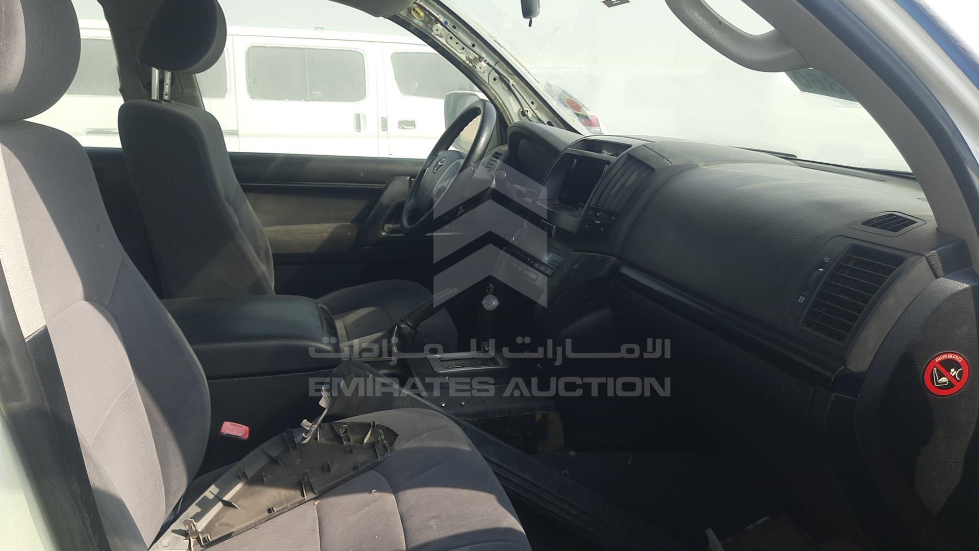 2012 TOYOTA LAND CRUISER VIN: JTMDU09J7C4052921