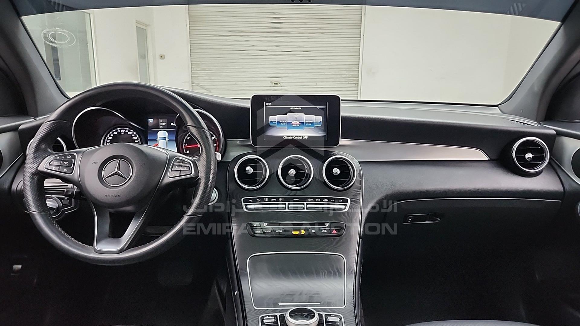 2019 MERCEDES GLC 300 VIN: WDC0G4JB9KV182140