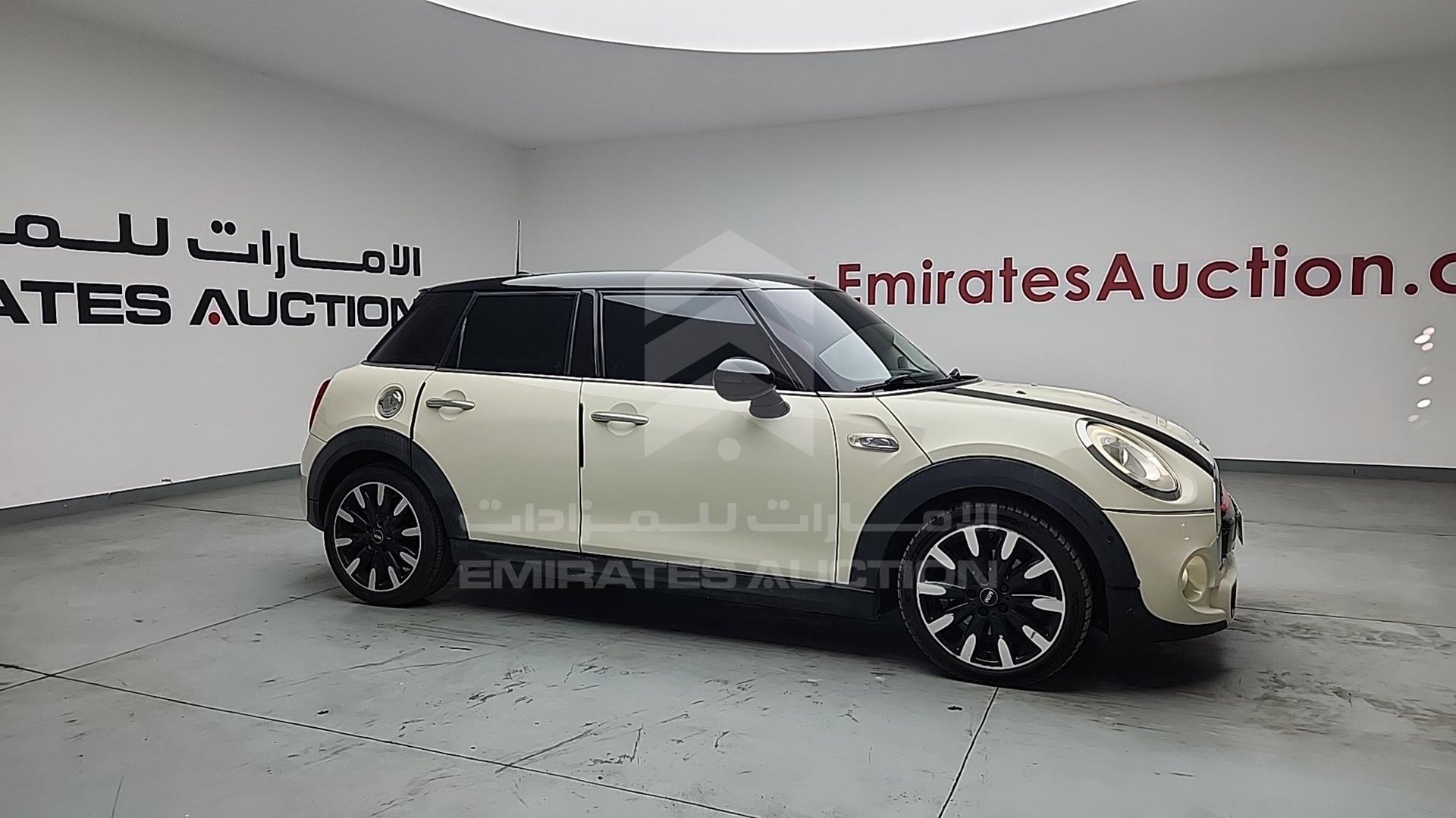 2016 MINI COOPER VIN: WMWXS7100GT842861