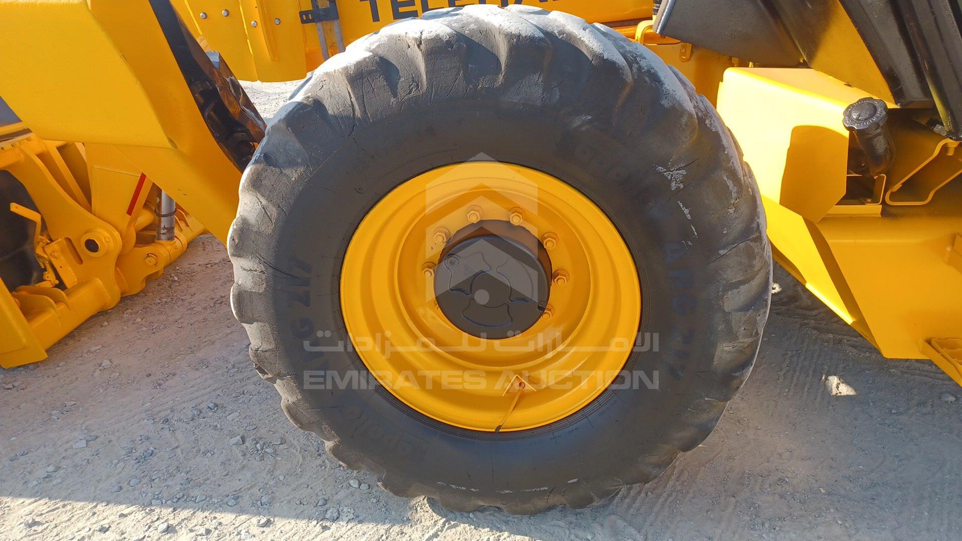2022 JCB 530-110 VIN: RAJ5DD8MP03080640