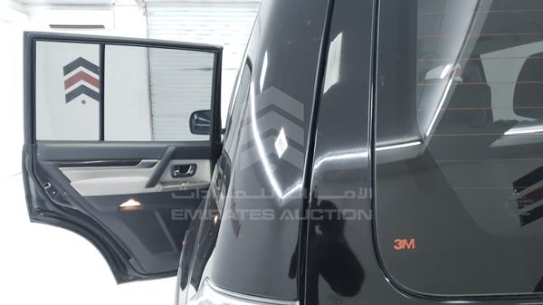 JMYLRV95WCJ702120 Mitsubishi Pajero