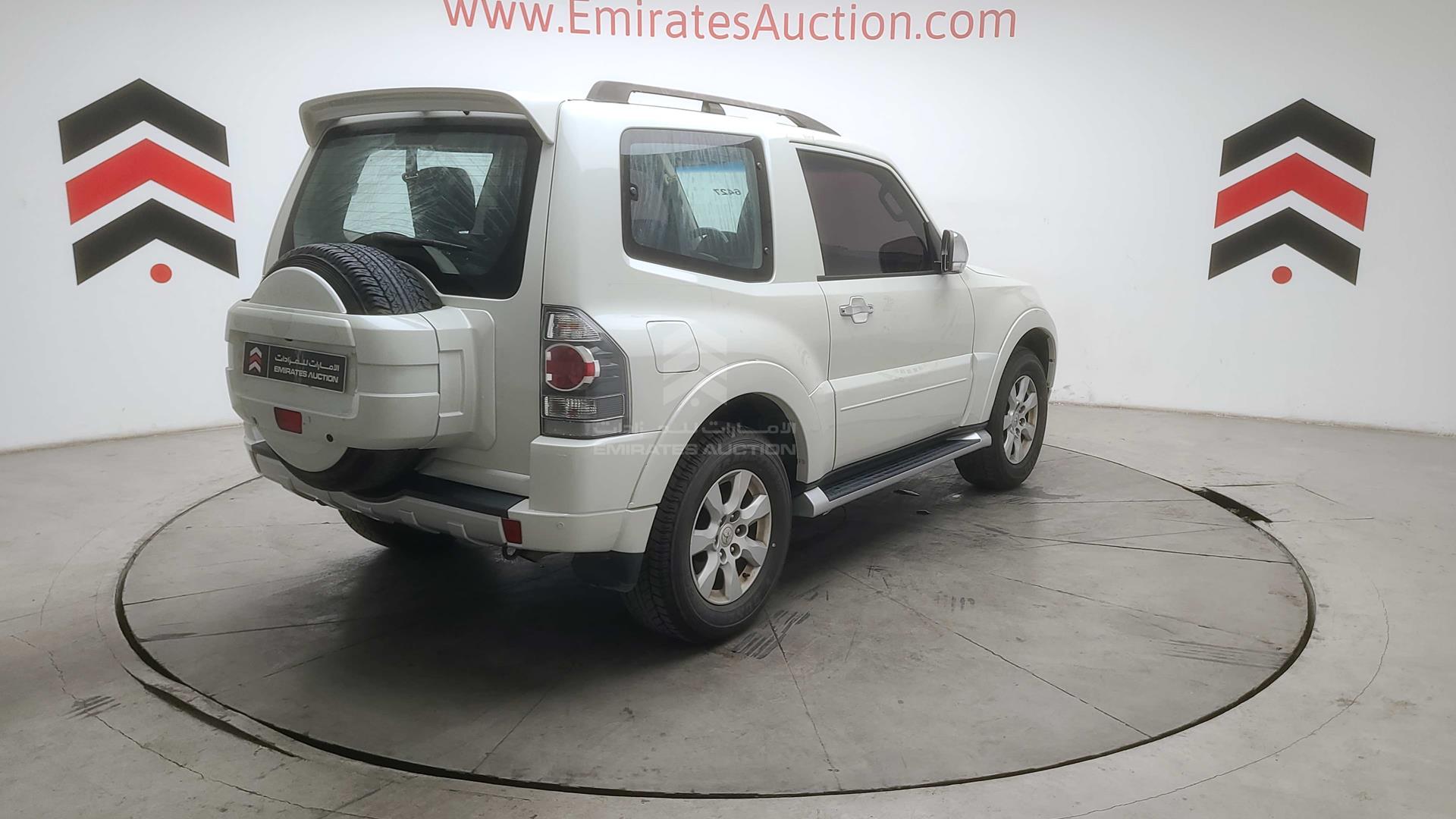 2016 MITSUBISHI PAJERO VIN: JMYMRV85WGJ709722