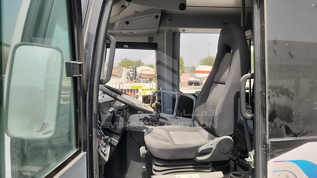 تاتا LPO 916 2026 — زاوية السائق الأمامية اليسرى — صورة 12