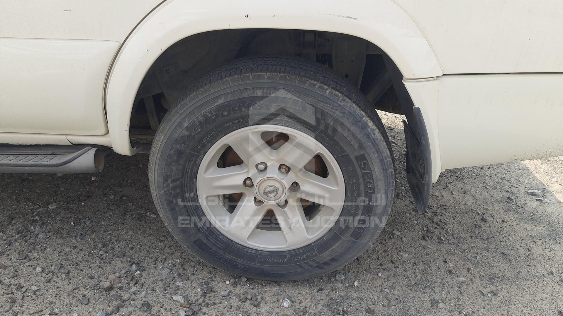 2001 NISSAN PATHFINDER VIN: JN8AR05Y41W513716