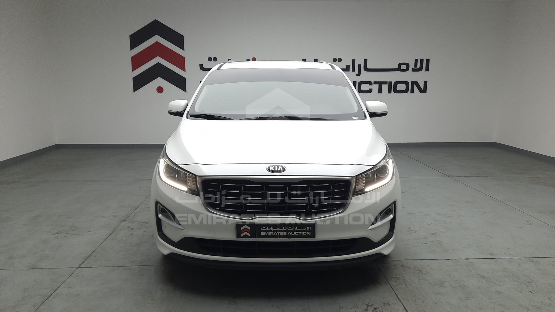2019 KIA CARNIVAL VIN: KNHMF37ABKS490799
