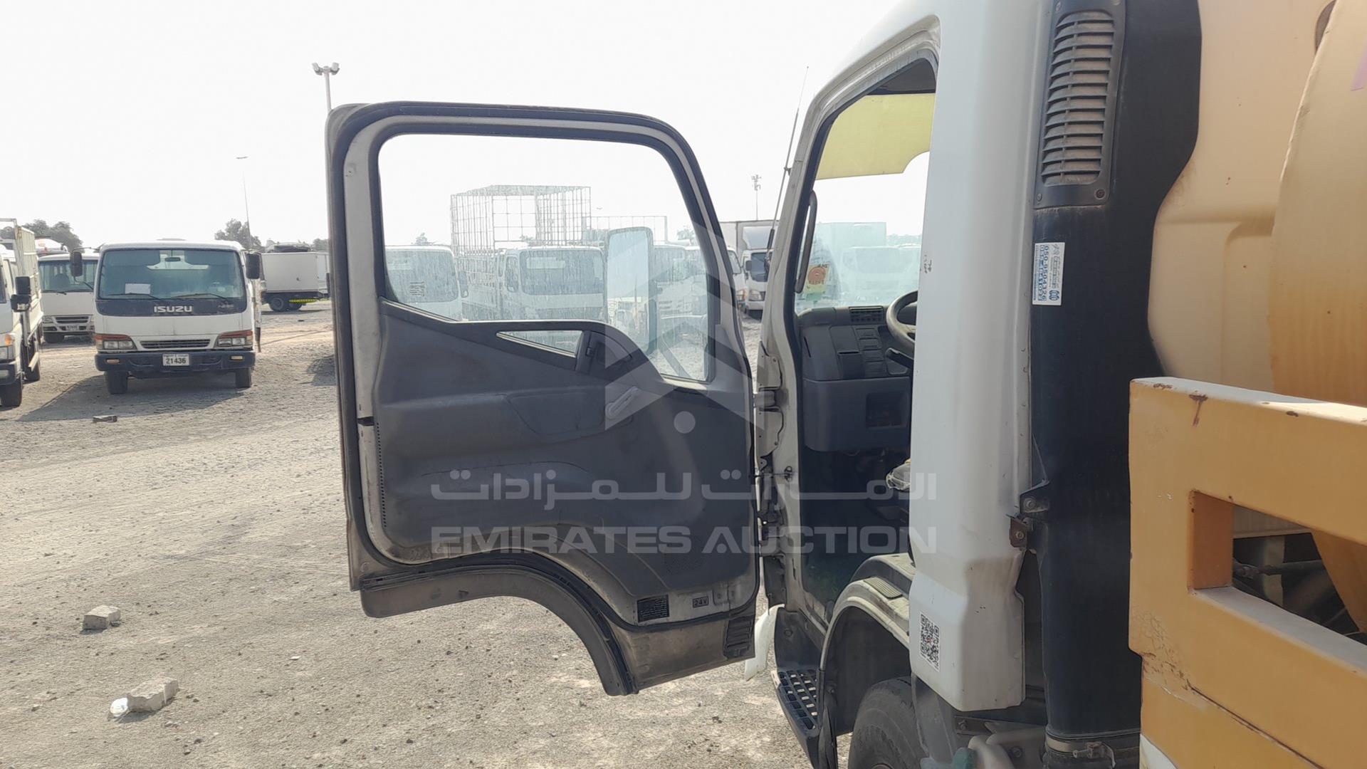 2013 MITSUBISHI CANTER VIN: JL7BCE1J8DK025696