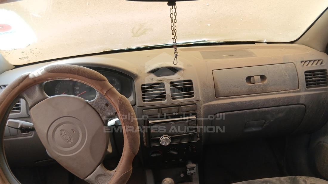 2005 Kia Rio — Full Dashboard View — Photo 15