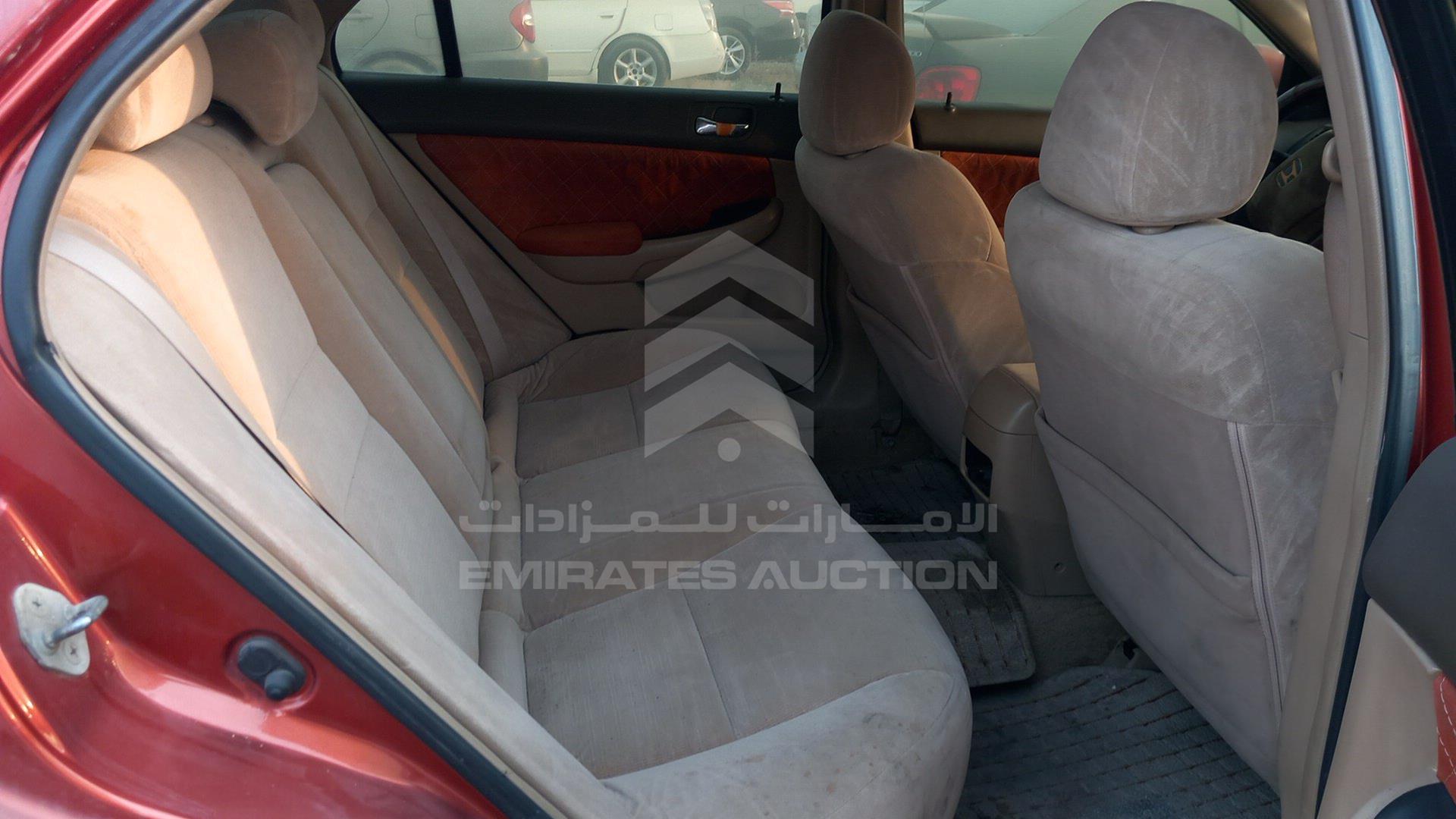 2006 HONDA ACCORD VIN: JHMCM56526C404585
