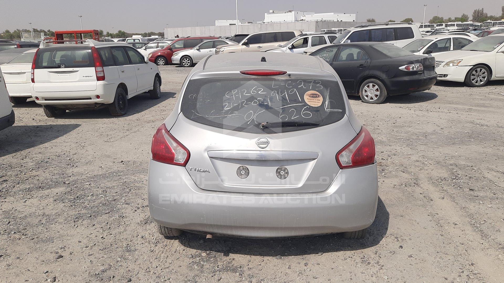 2015 NISSAN TIIDA VIN: MNTBC2C96F6005434