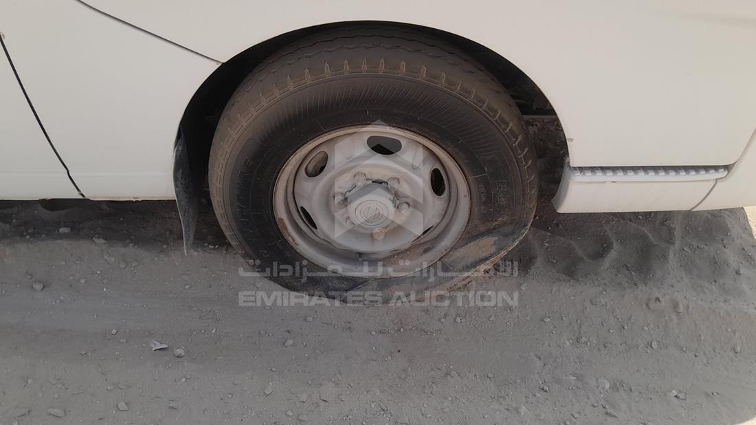 2002 Nissan Micro — Front Right Tyre — Photo 28