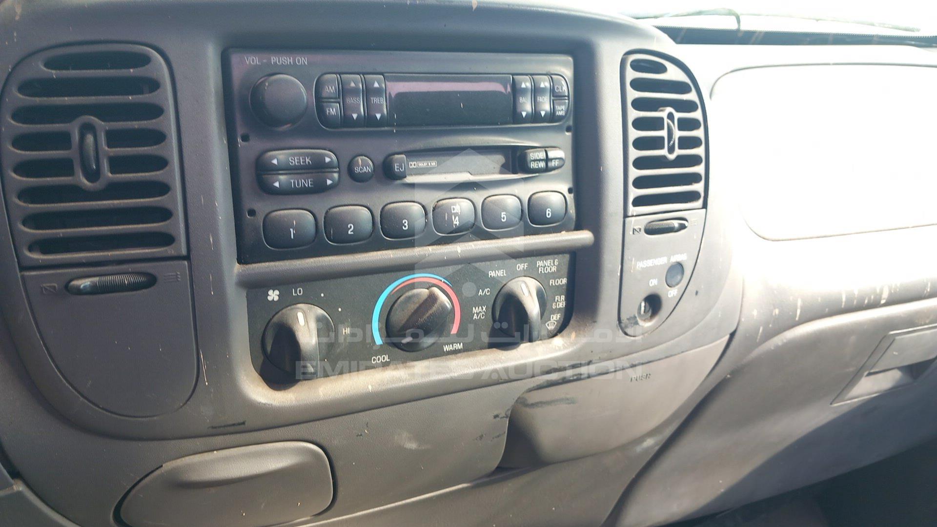 2004 FORD F-150 VIN: 2FTRF17274CA93830