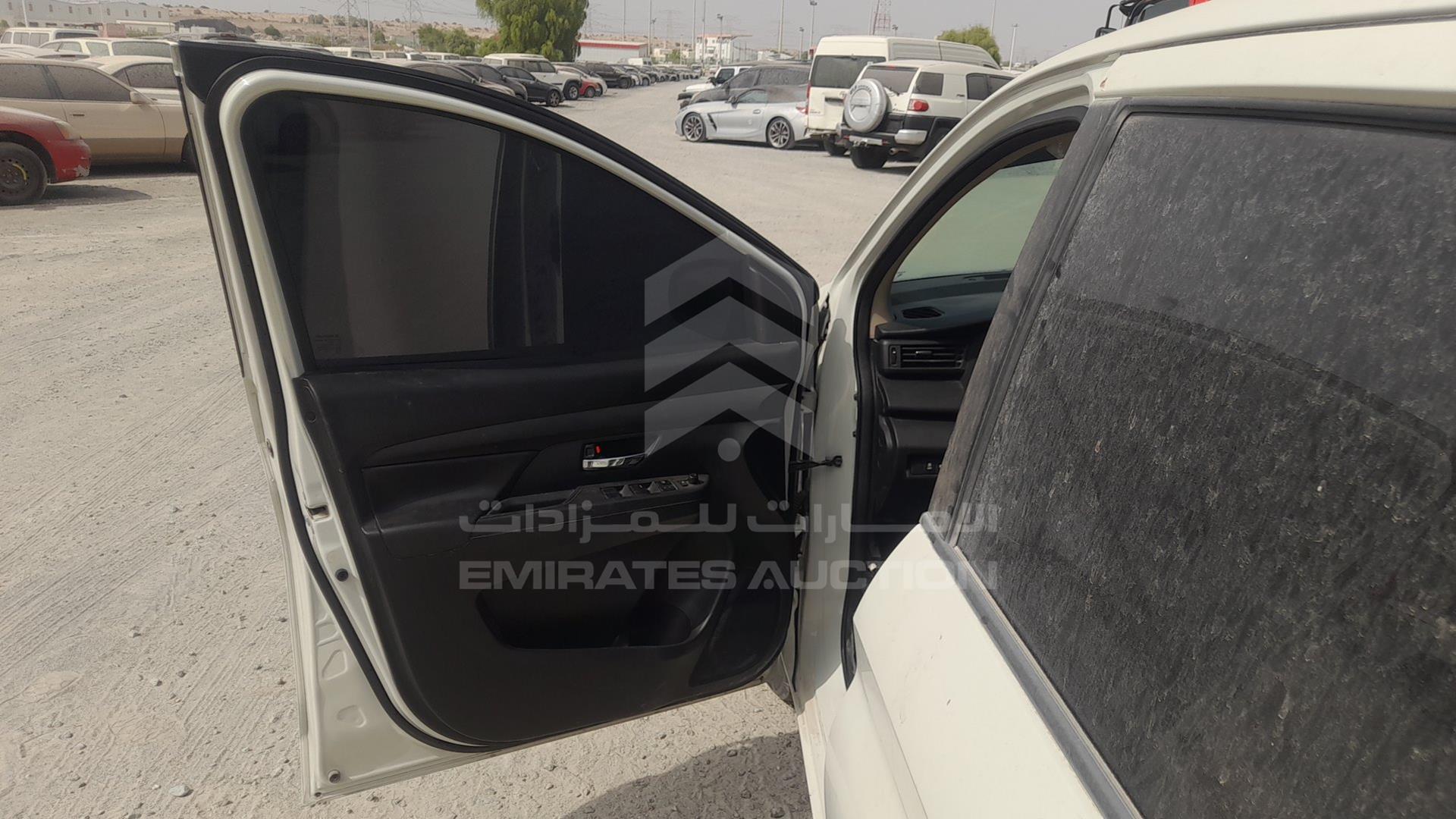 2020 SUZUKI ERTIGA VIN: MA3NC2B16LA185908