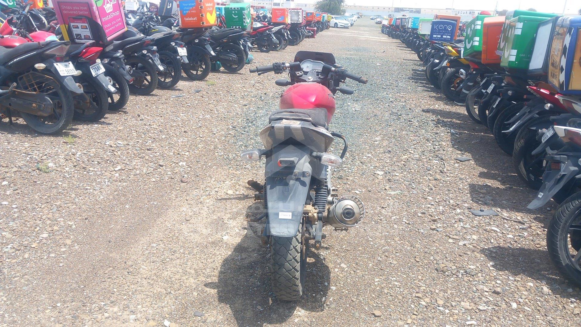 2012 BAJAJ PULSAR 220 CC VIN: MD2DHDKZZVCA93514