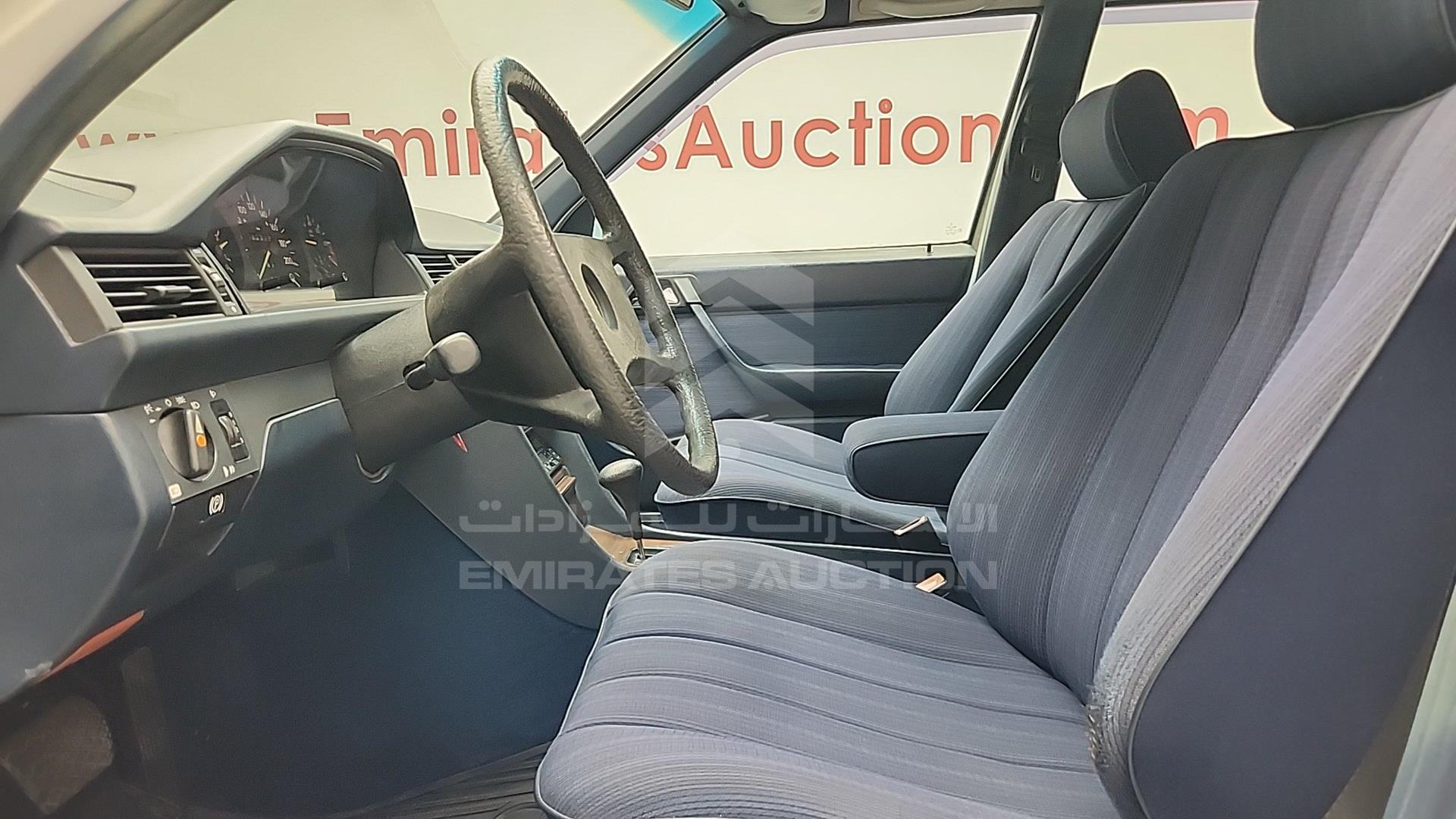 1986 MERCEDES 230 VIN: WDB1240231A286248