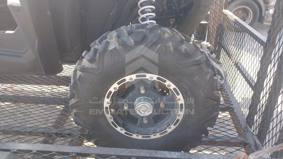 2010 Buggy + Trolly — Front Right Tyre — Photo 26