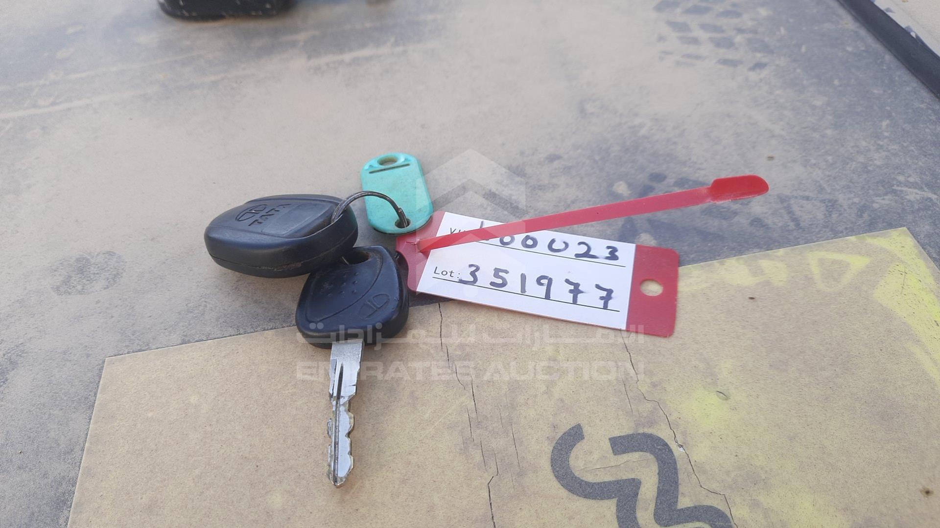 2017 TATA PRIMA VIN: MAT735026H3L00023