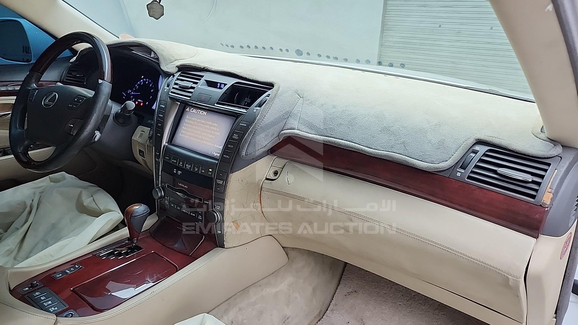 2009 LEXUS LS 460 VIN: JTHBM46F595085349