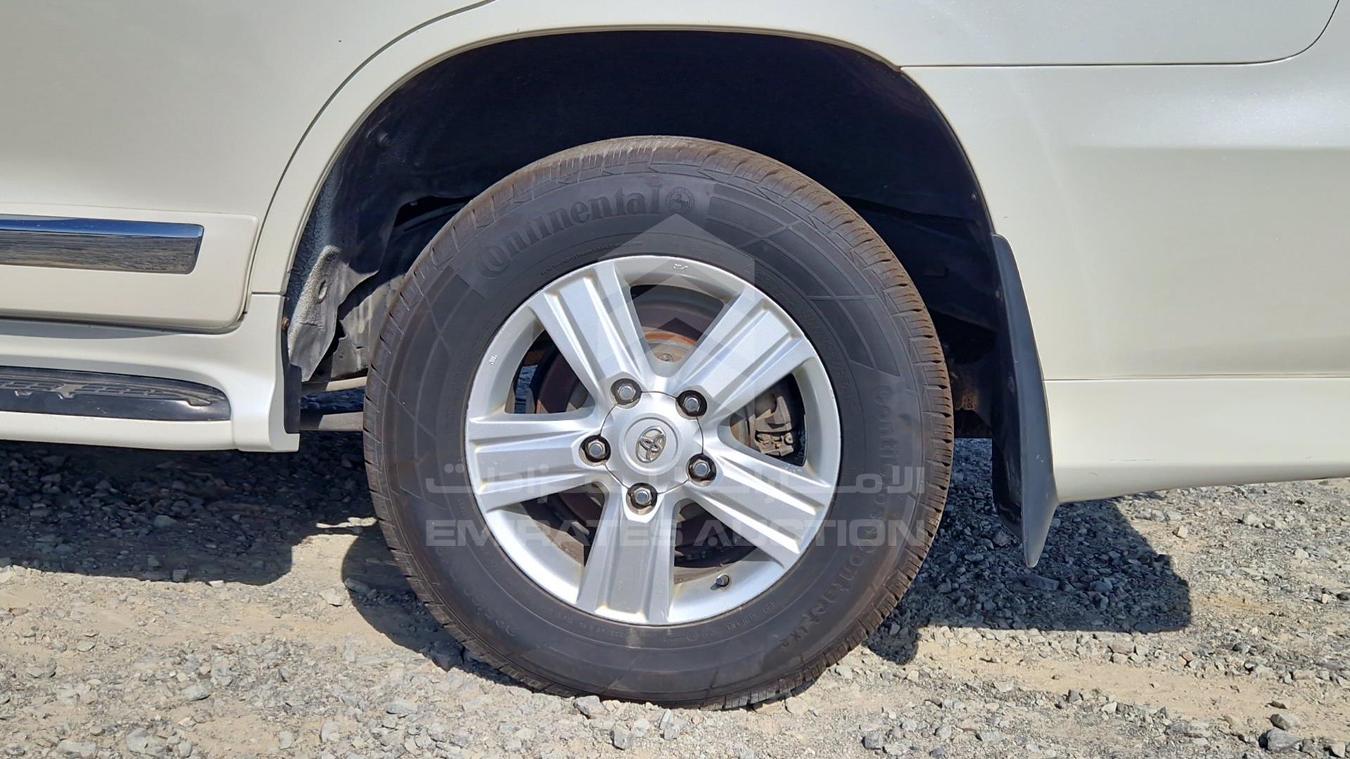 2014 TOYOTA LAND CRUISER VIN: JTMHX09J3E5041422