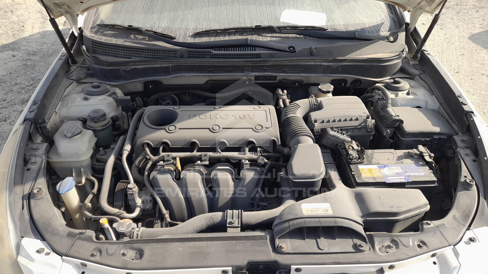 2011 HYUNDAI SONATA VIN: KMHEB41C8BA264933