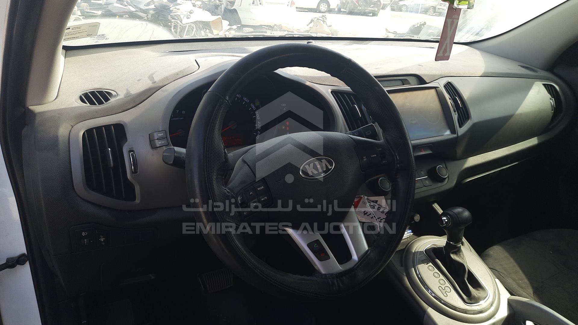 2016 KIA SPORTAGE VIN: U5YPB81A8GL730667