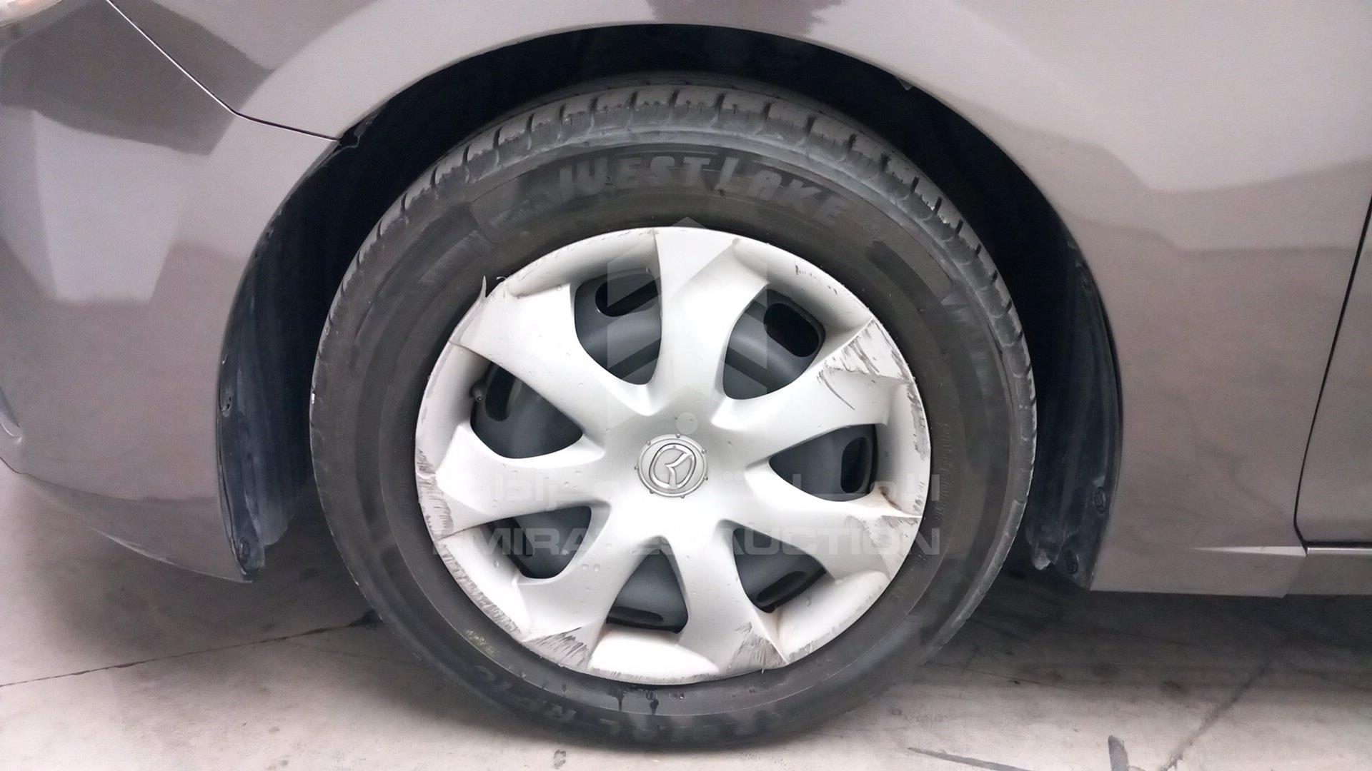 2019 MAZDA 3 VIN: JM7BN1SZ5K1269156