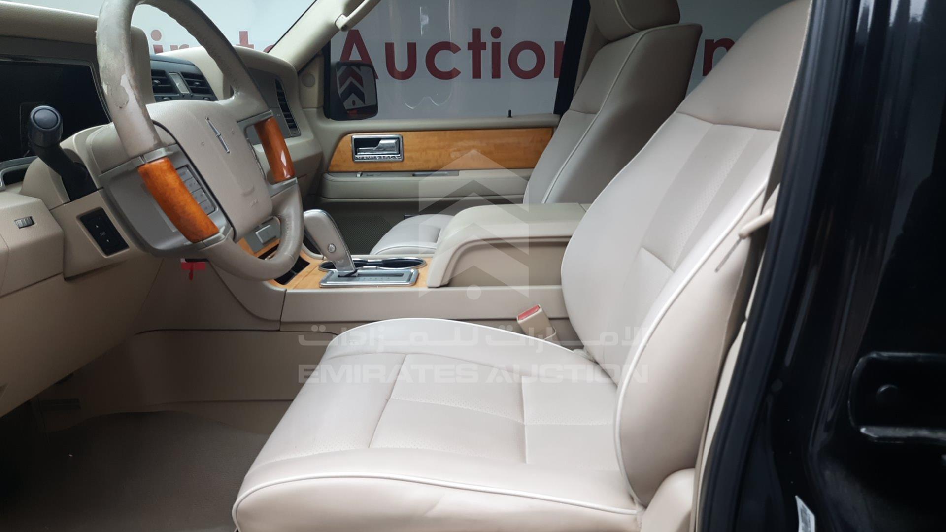 2007 LINCOLN NAVIGATOR VIN: 5LMFU28527LJ23911