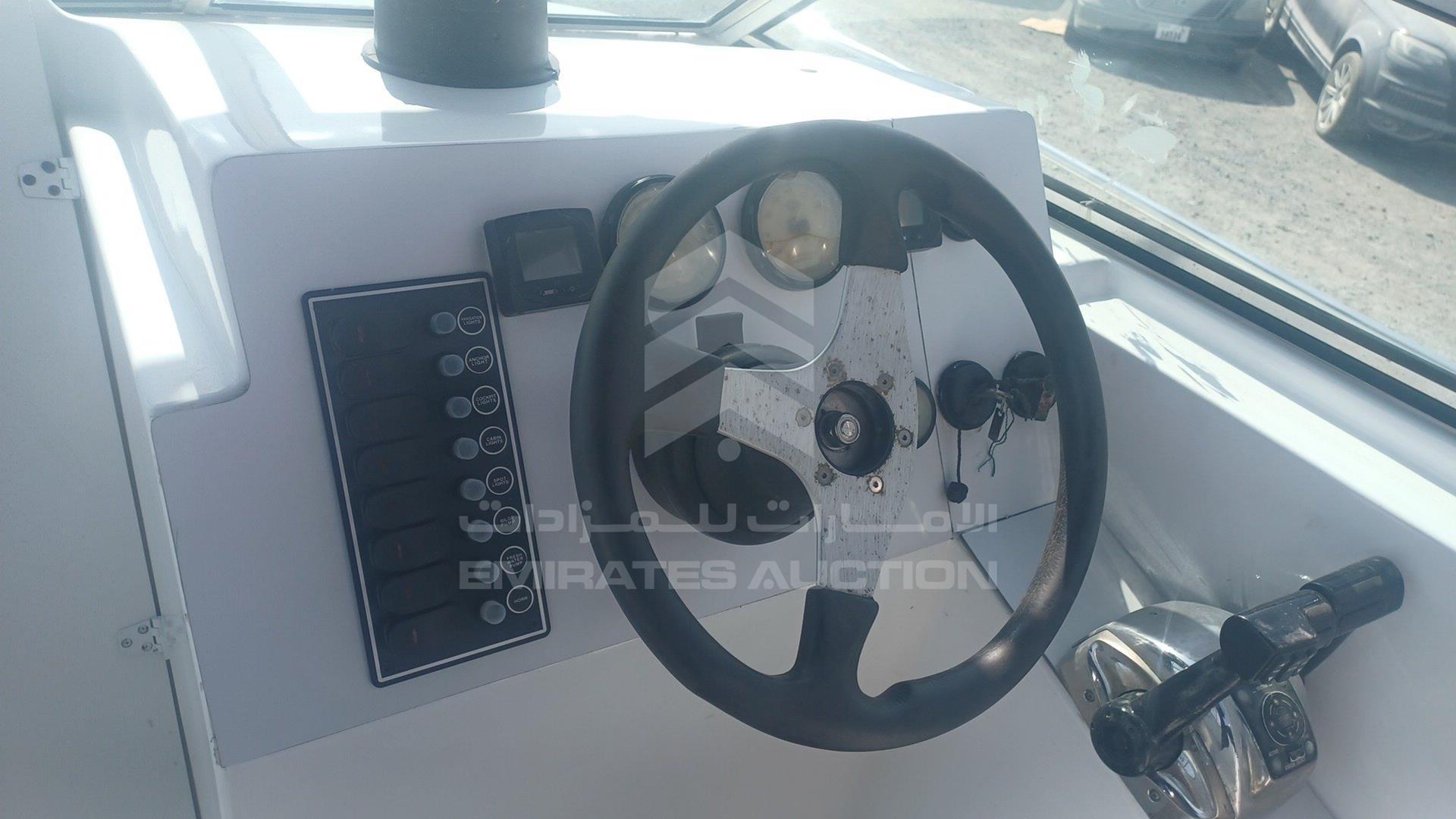 0 BOAT + TROLLEY --- VIN: XAU0457SK293