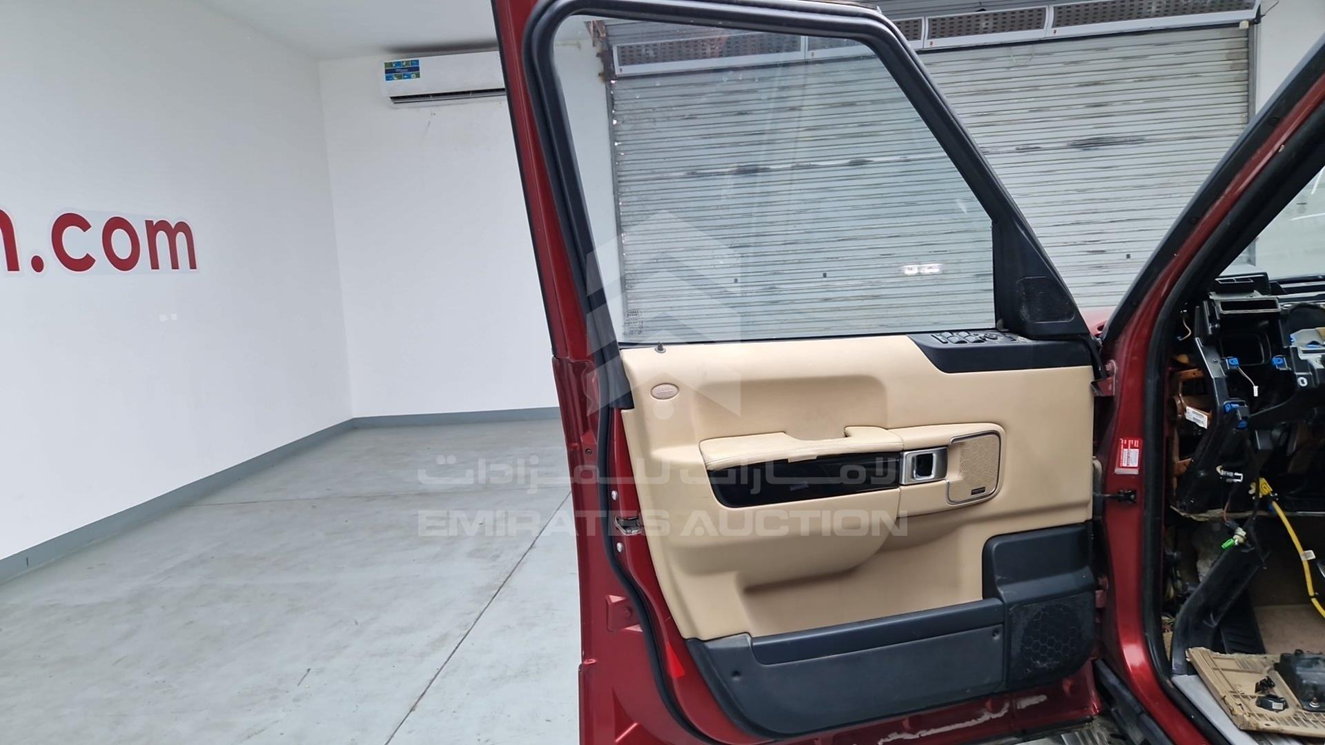 2010 RANGE ROVER VOGUE VIN: SALLMAME4AA307004