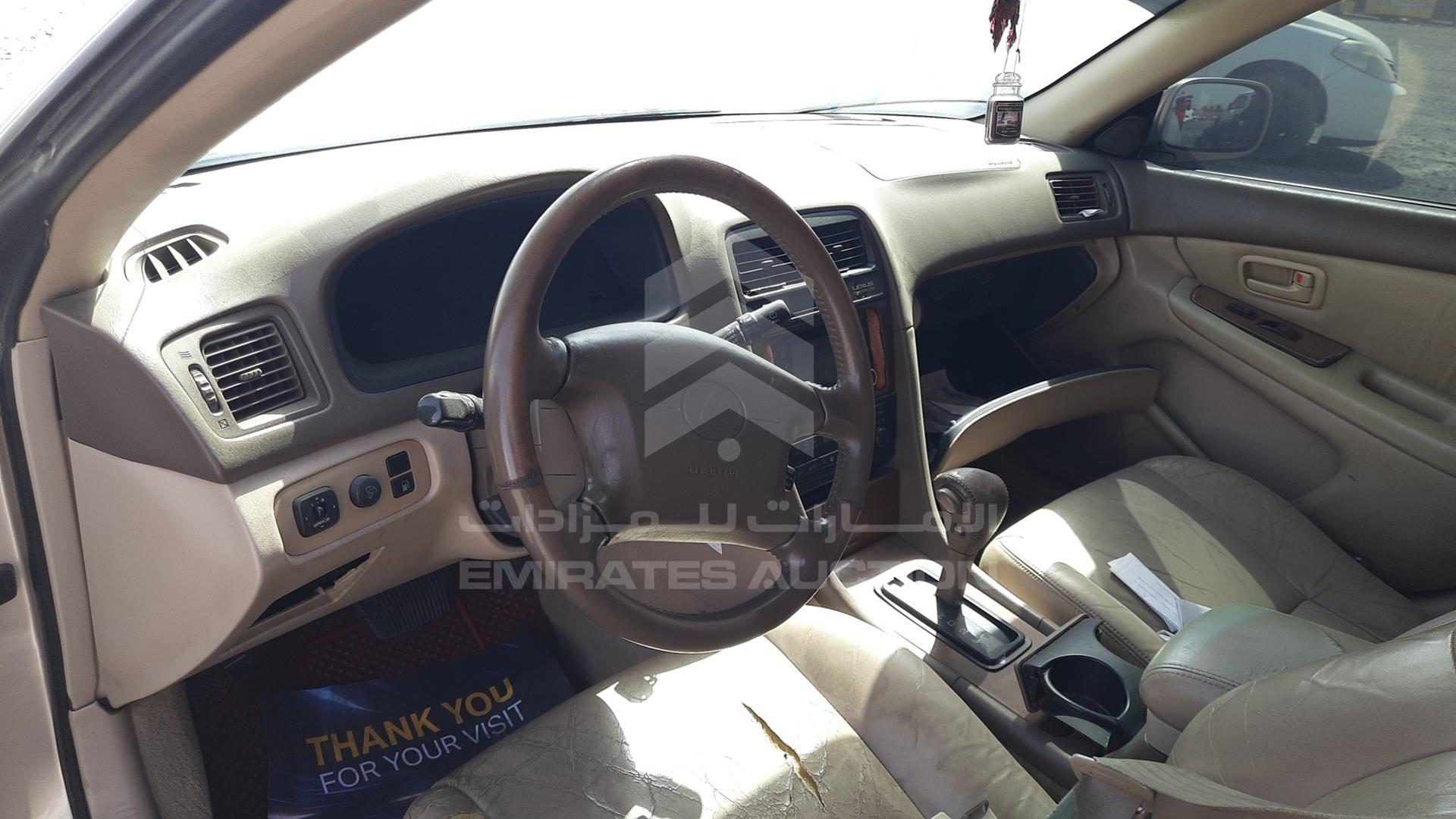 1999 LEXUS ES 300 VIN: JT8BF28G4X0165661