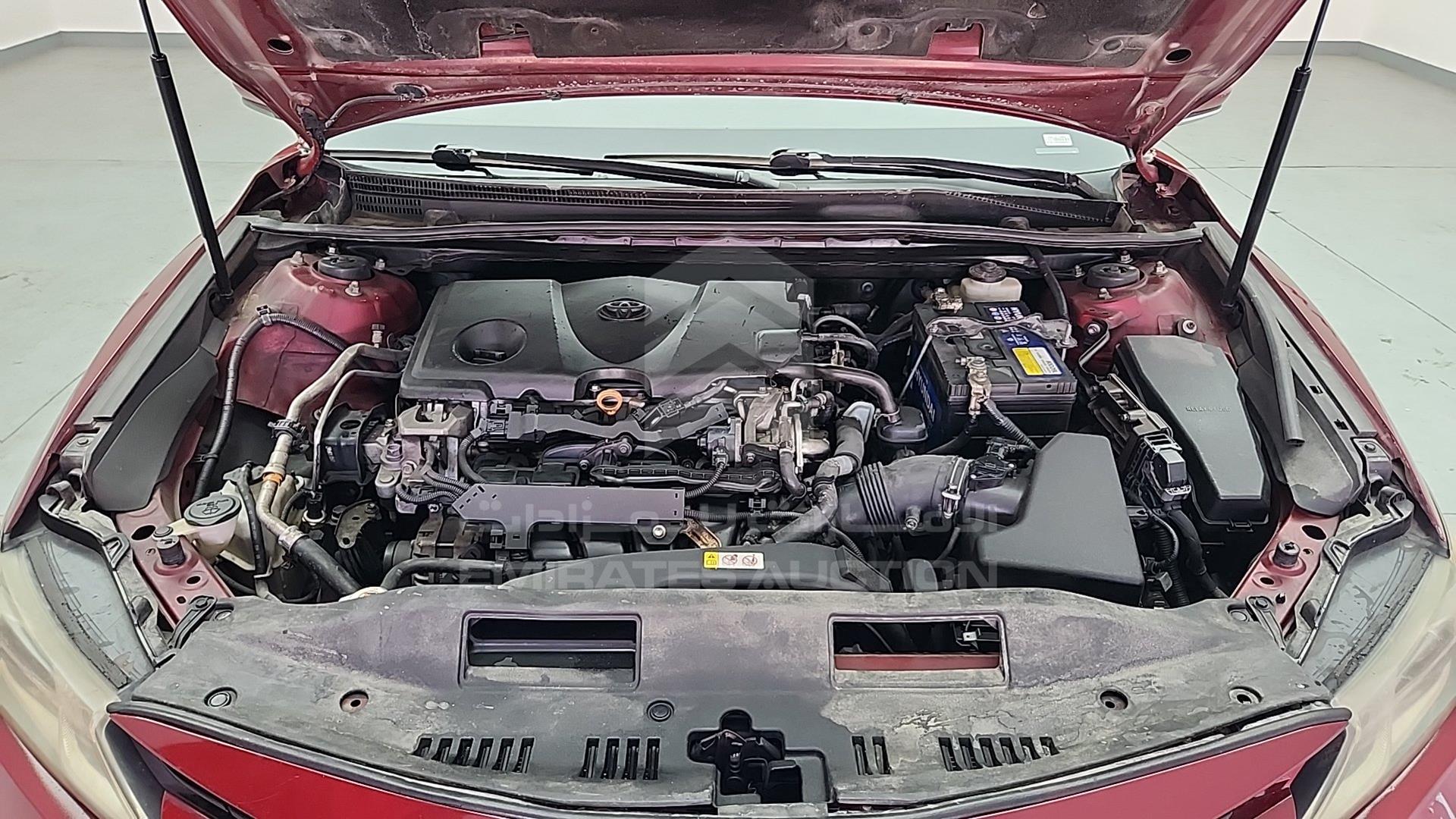 2018 TOYOTA CAMRY VIN: 4T1B11HK5JU566792