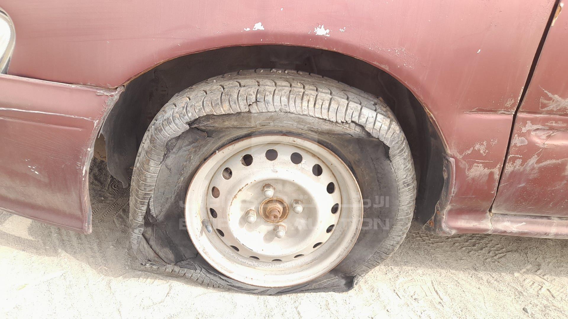 2000 NISSAN SUNNY VIN: JN1BB41S0YW001591