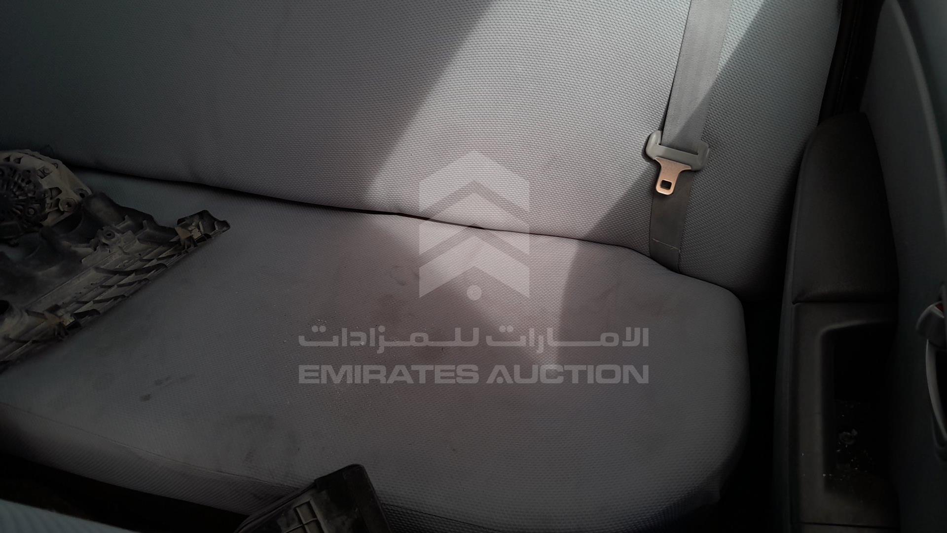 0 HYUNDAI ELANTRA VIN: KMHDT41B69U522603