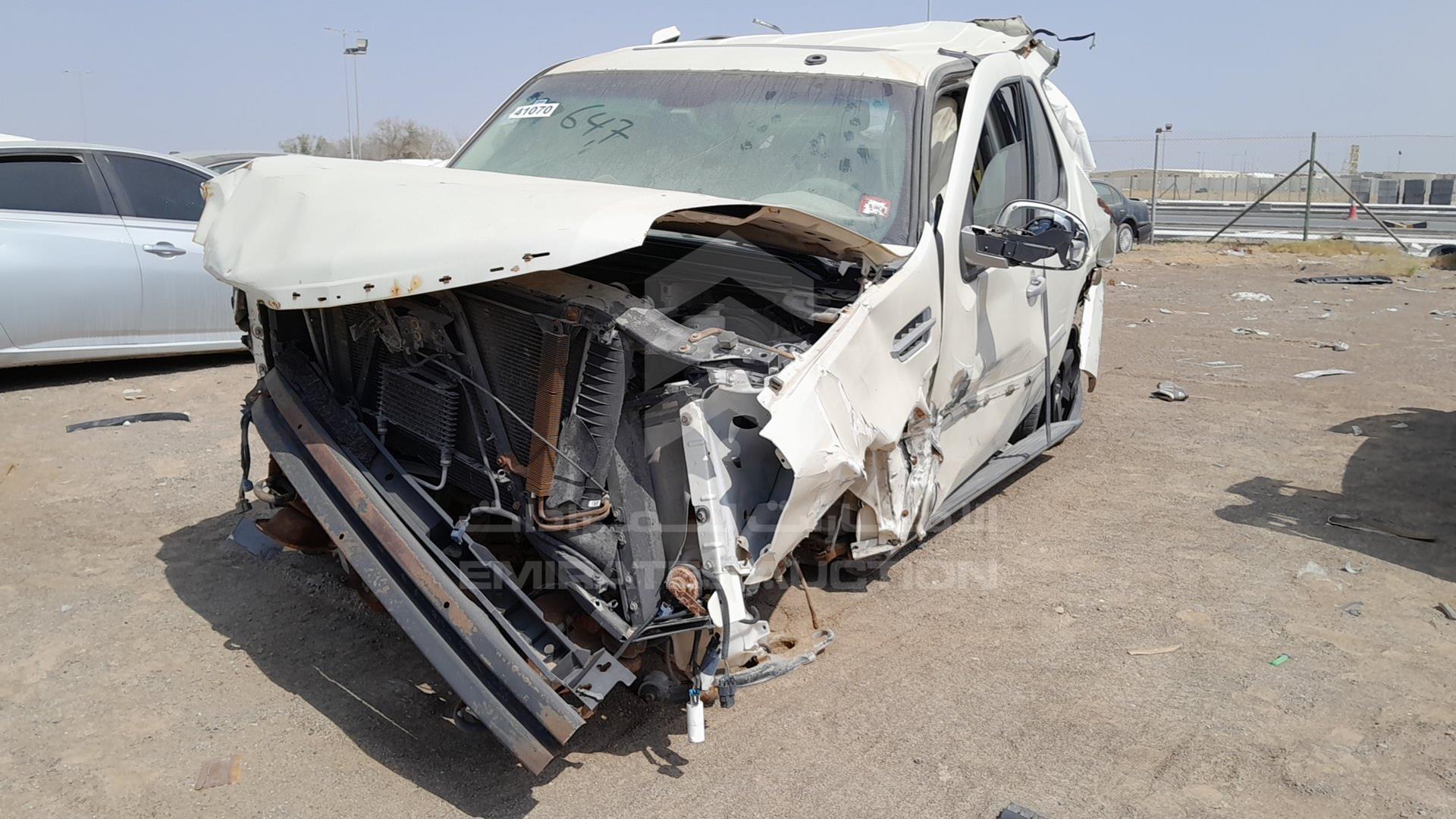 2008 CADILLAC ESCALADE VIN: 1GYFK63838R190712