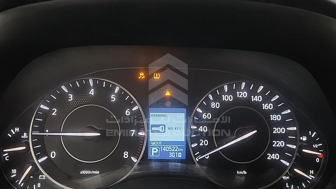 2015 Nissan Patrol — Speedometer & RPM Gauges — Photo 17