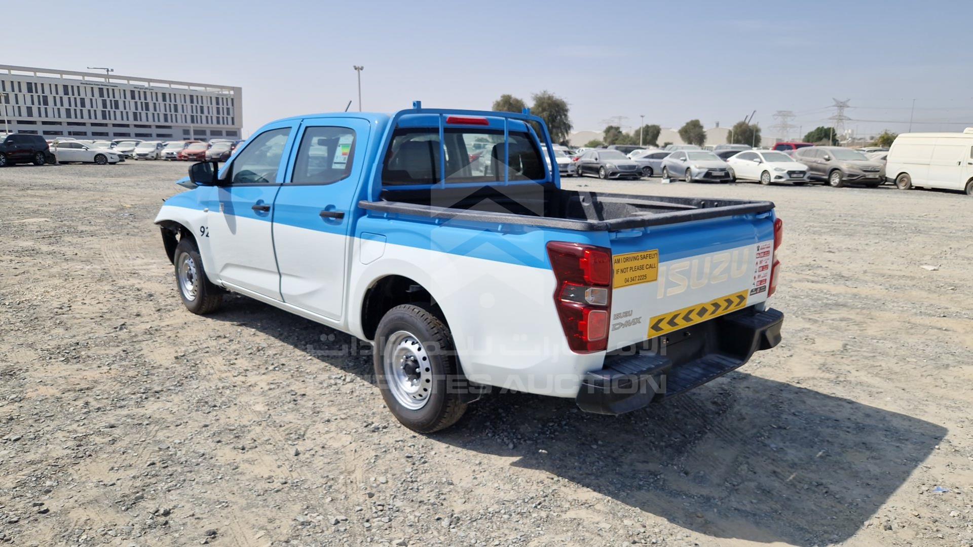 2024 ISUZU D-MAX VIN: MPAEL3376RT008775