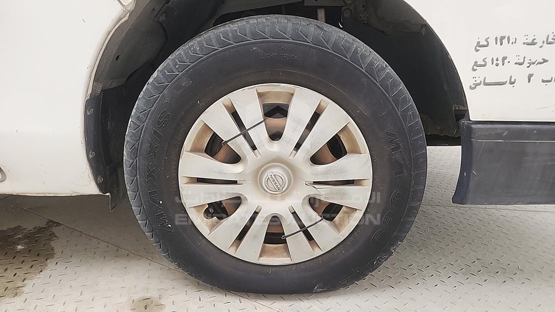 2014 Nissan Urvan — Front Right Tyre — Photo 24