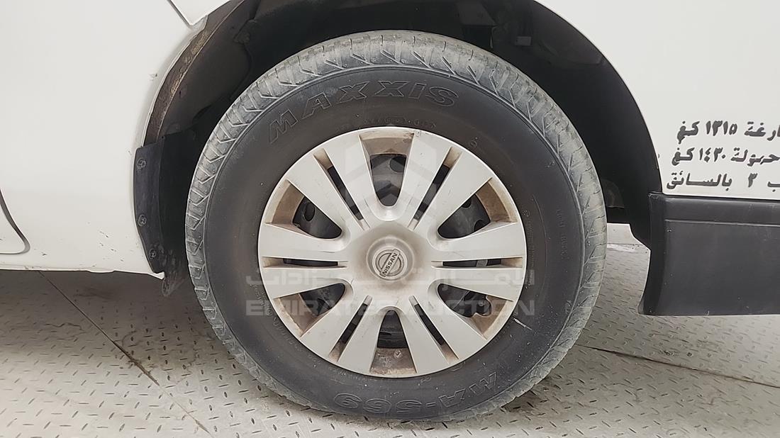 2020 Nissan Urvan — Front Right Tyre — Photo 22