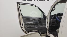 2014 Nissan Urvan — Front Left Door — Photo 5 — Thumbnail
