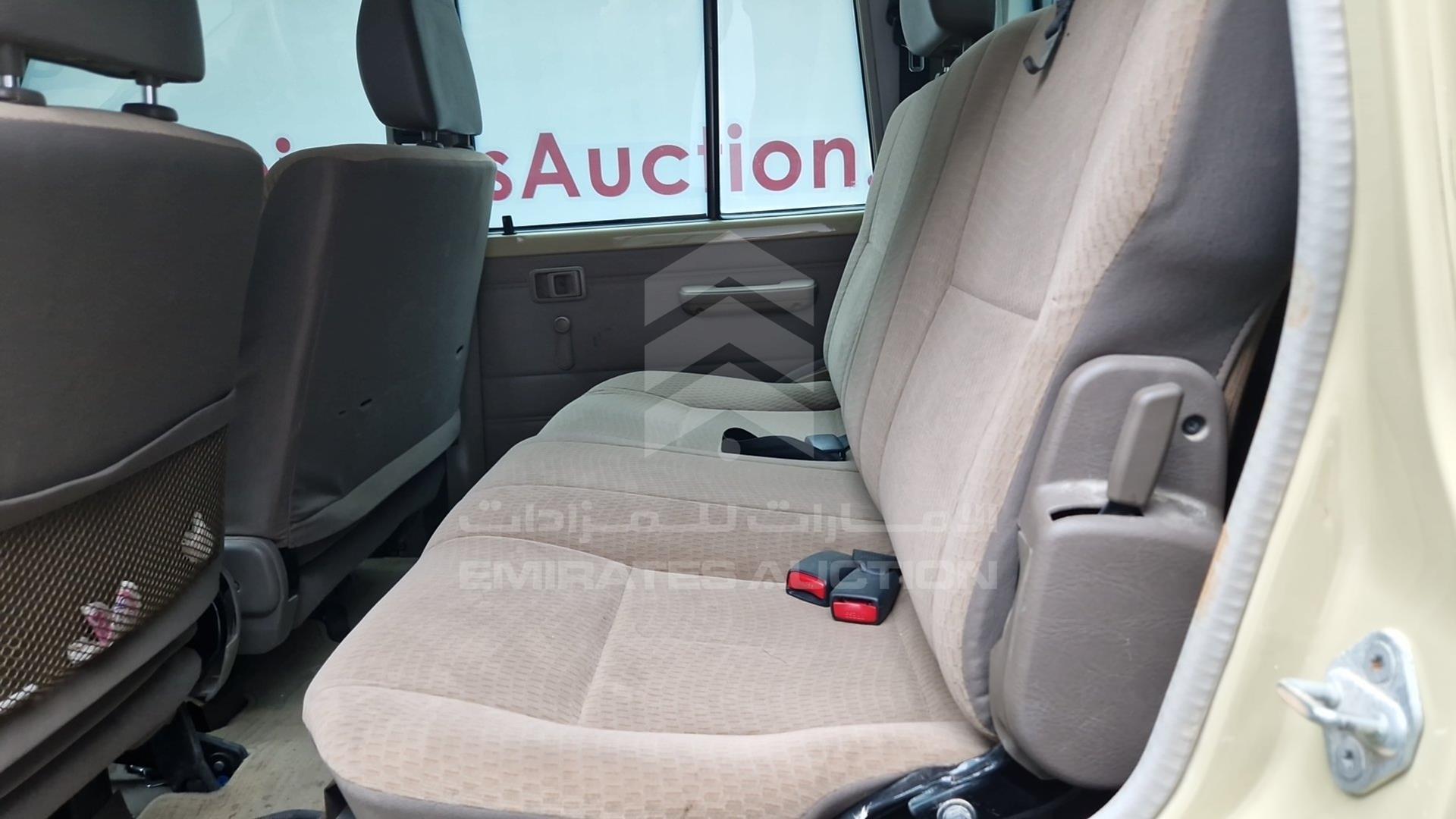 2018 TOYOTA LAND CRUISER VIN: JTFBU71J4J7061431