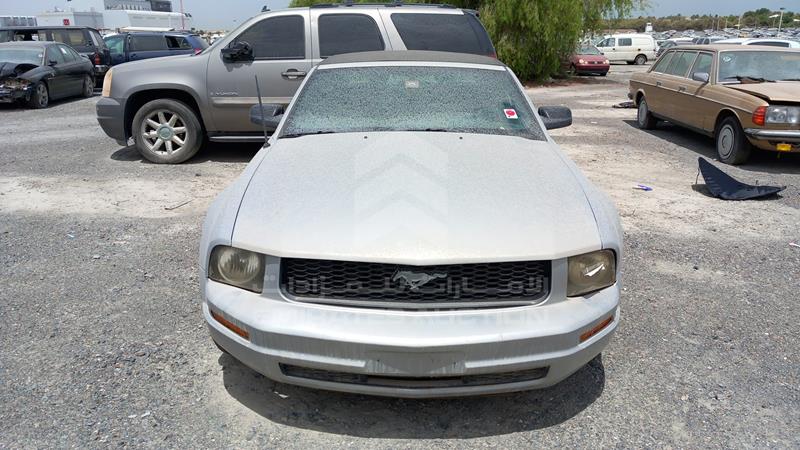 1ZVFT84N375196337 Auction: EmiratesAuction Lot: 404943 1ZVFT84N375196337 Ford Mustang 2007 SILVER Photo 1