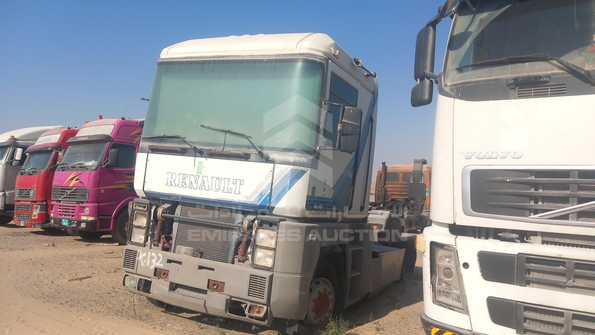 0 RENAULT TRUCK VIN: 8041132D501021103
