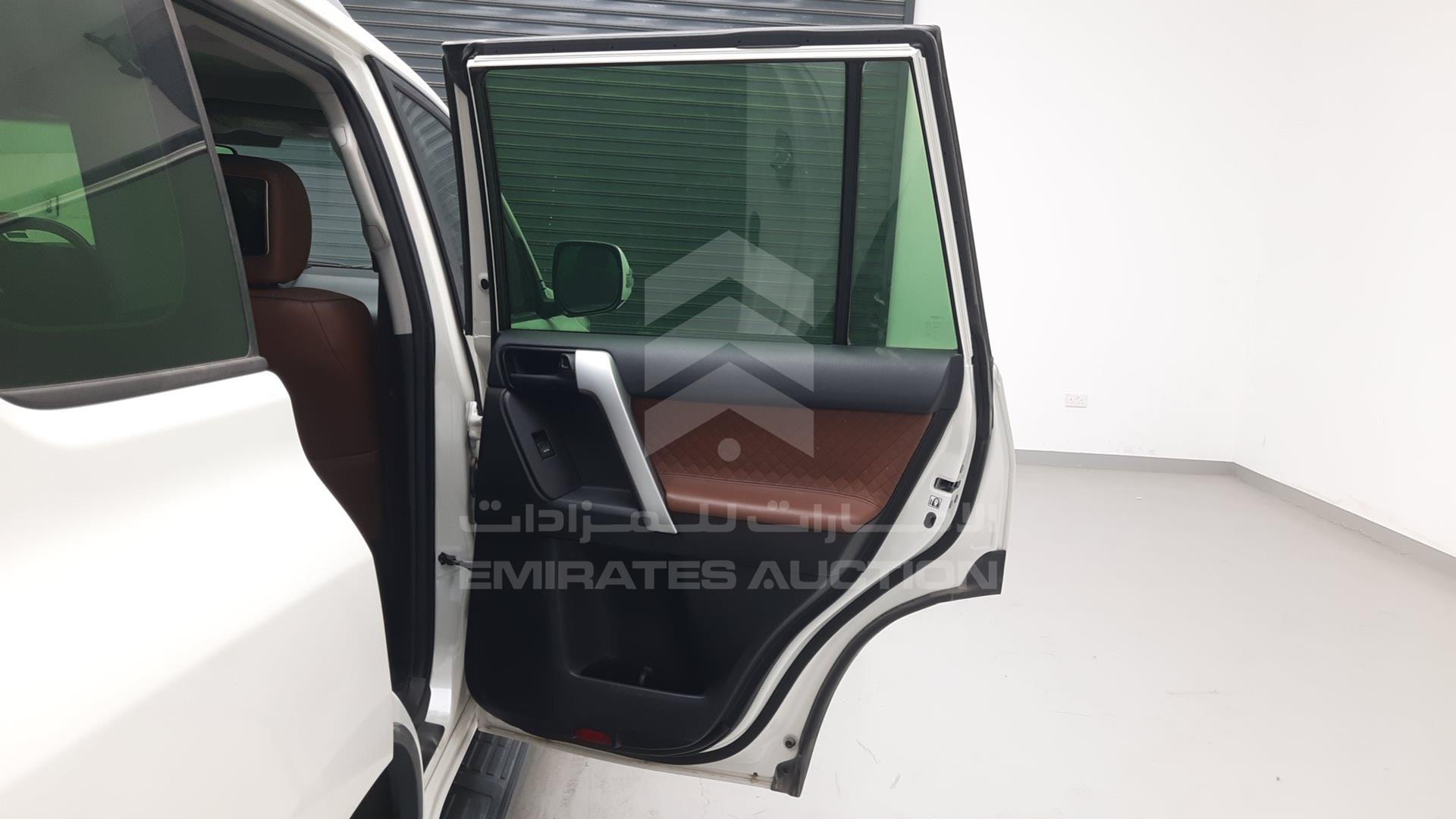 2016 TOYOTA LAND CRUISER PRADO VIN: JTEBX9FJ8GK255191