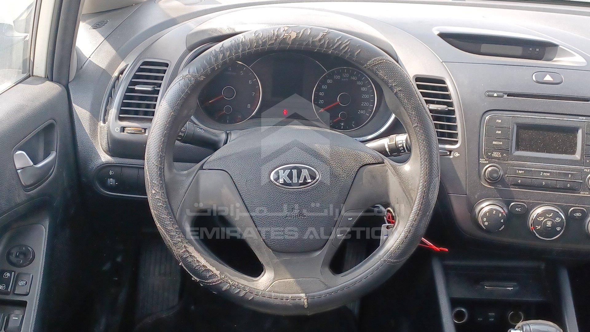 2016 KIA CERATO VIN: KNAFK4174G5553896