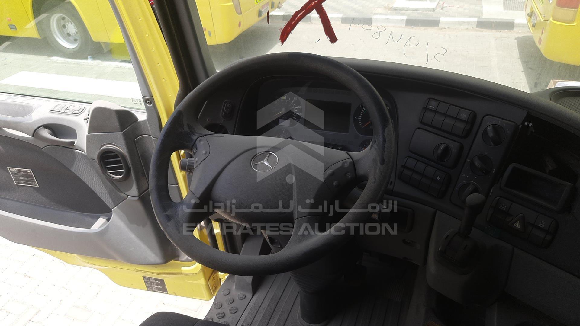 2007 MERCEDES ACTROS VIN: WDAKHCAA87L240242