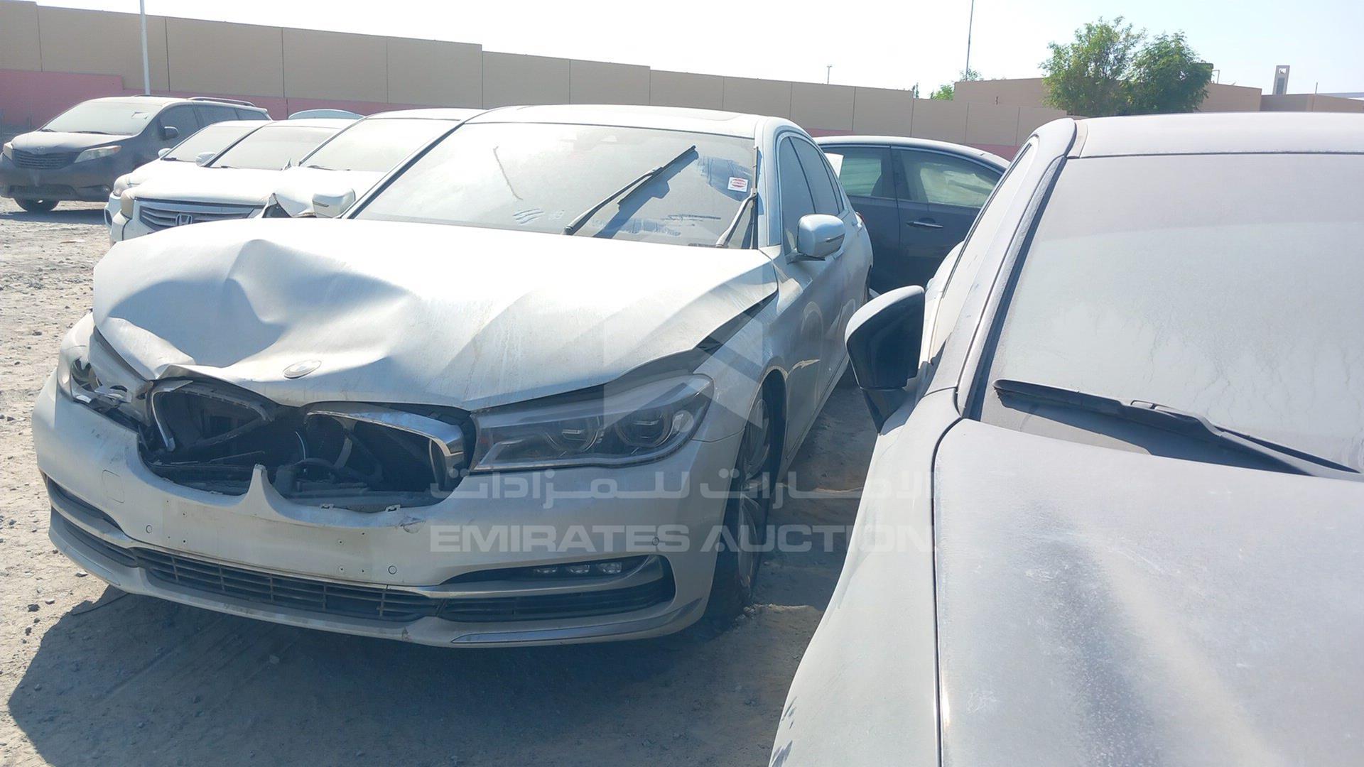 2016 BMW 730 VIN: WBA7E010XGG560458