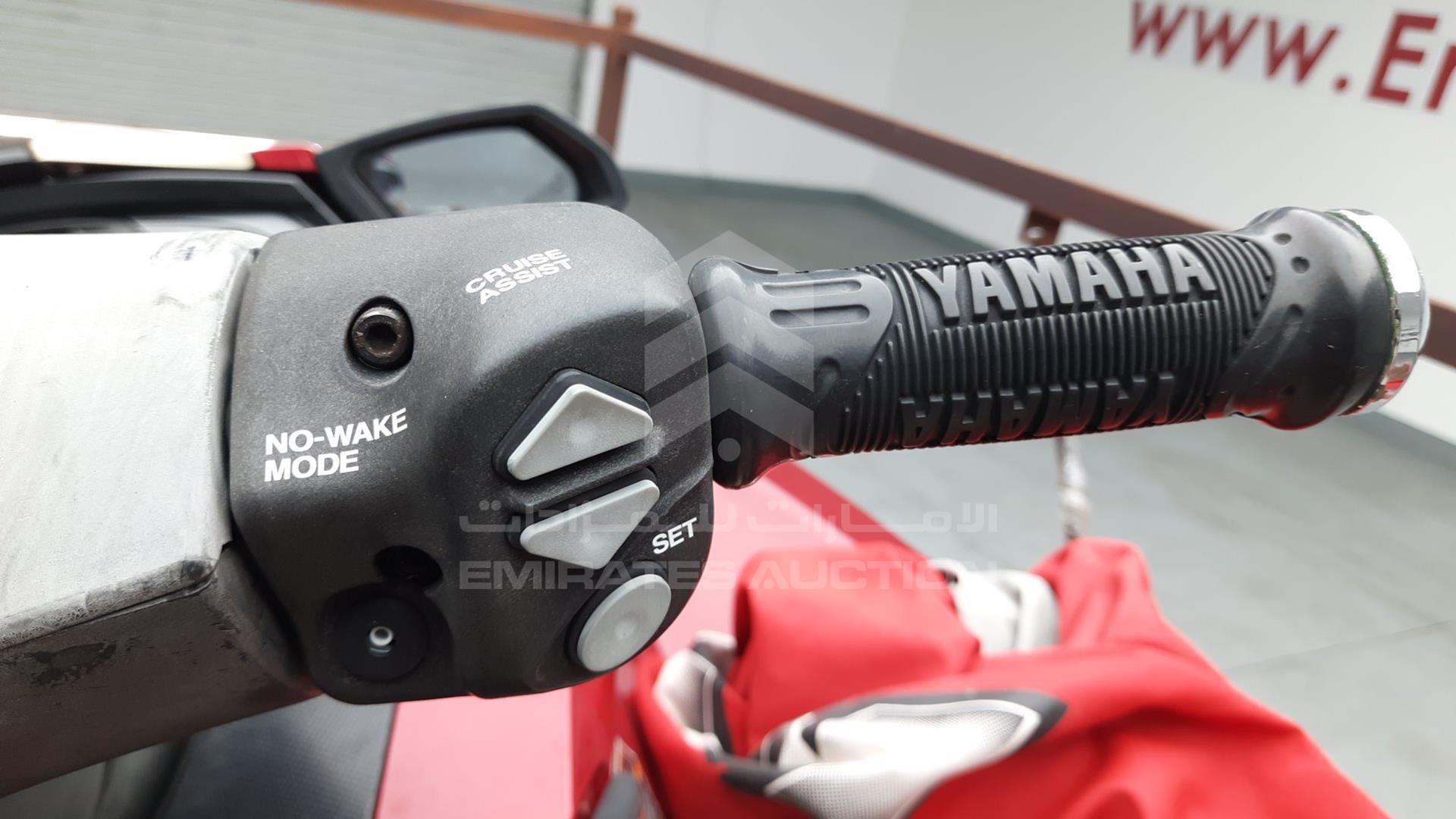 0 JET SKI YAMAHA VIN: USYAMA1544B808