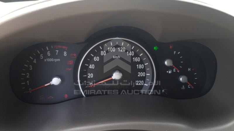 KNAMH817XF6582700 Auction: EmiratesAuction Lot: 405841 KNAMH817XF6582700 Kia Carnival 2015 GREY Photo 15