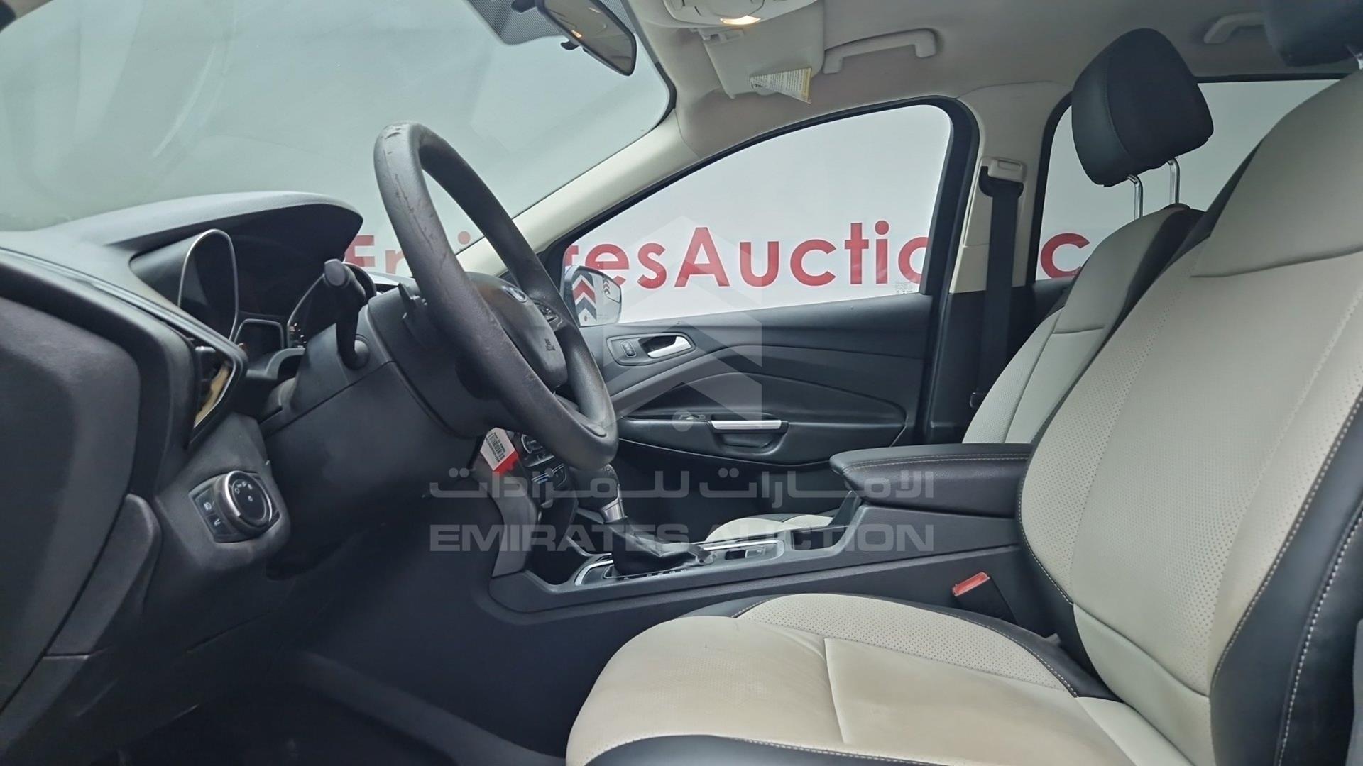 2017 FORD ESCAPE VIN: 1FMCU0GDXHUD14328