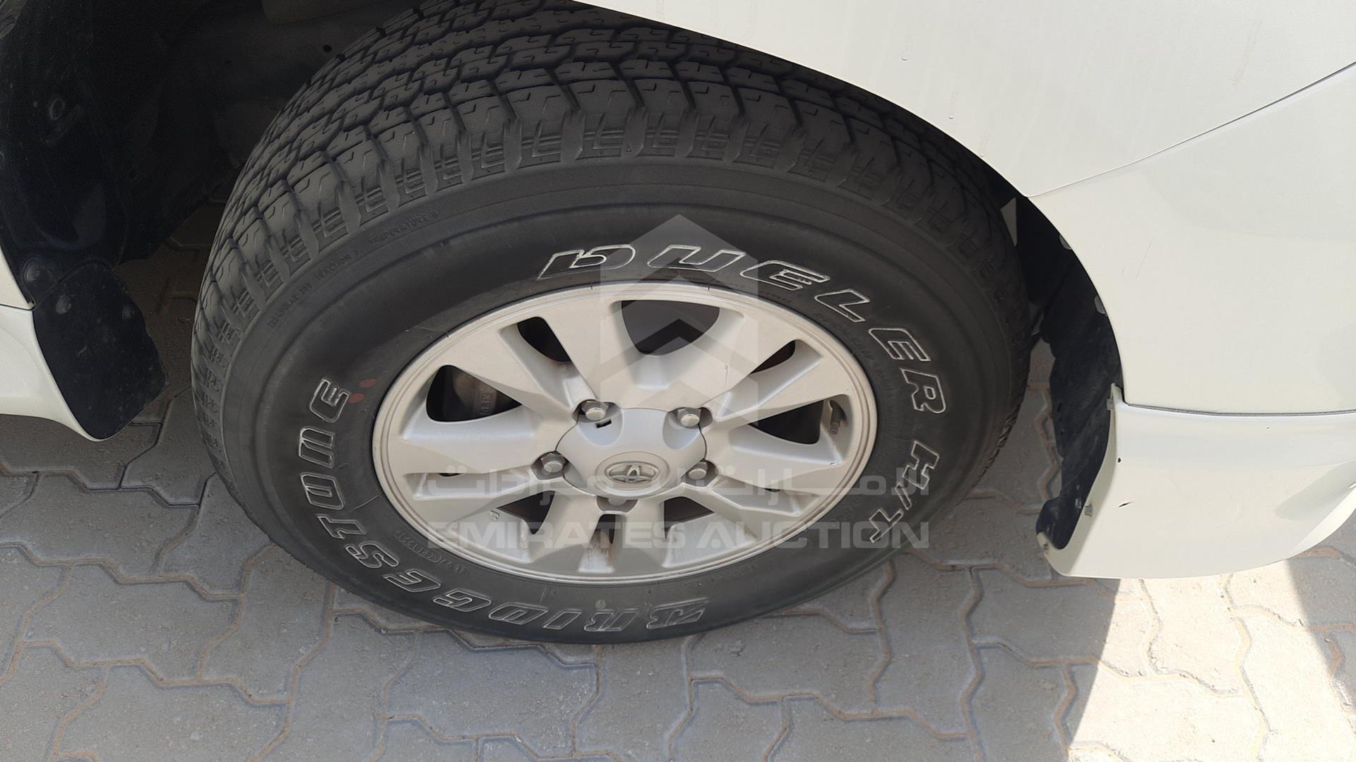 2010 TOYOTA LAND CRUISER VIN: JTMHU09JXA5037502